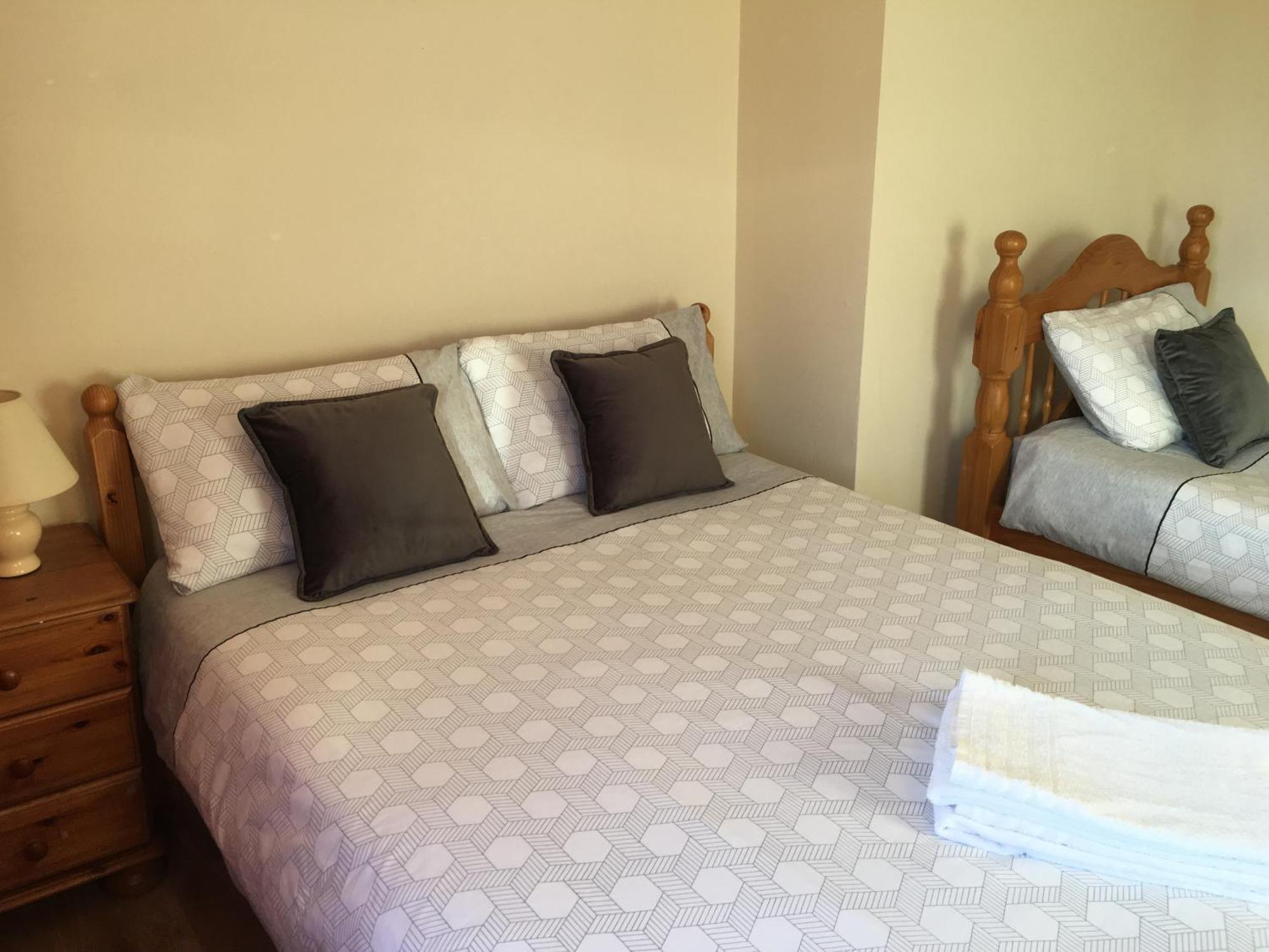 Private Double Rooms & Twin Rooms Rahoon Galway Exterior photo