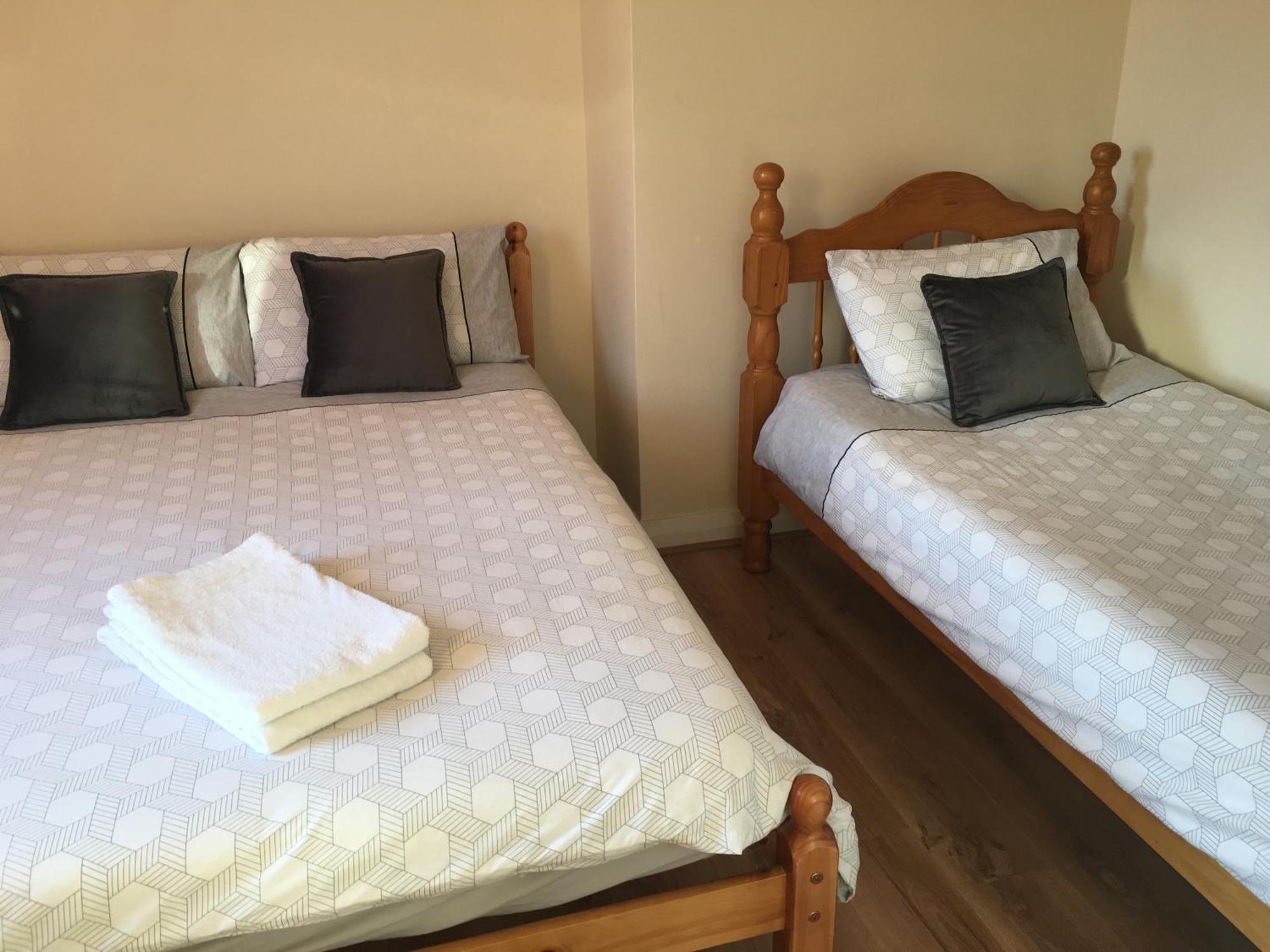 Private Double Rooms & Twin Rooms Rahoon Galway Exterior photo